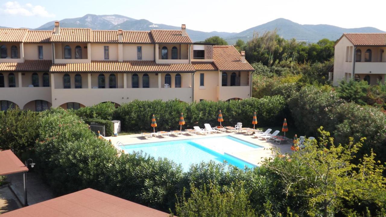 Residenza Dei Cavalleggeri San Vincenzo Exterior foto